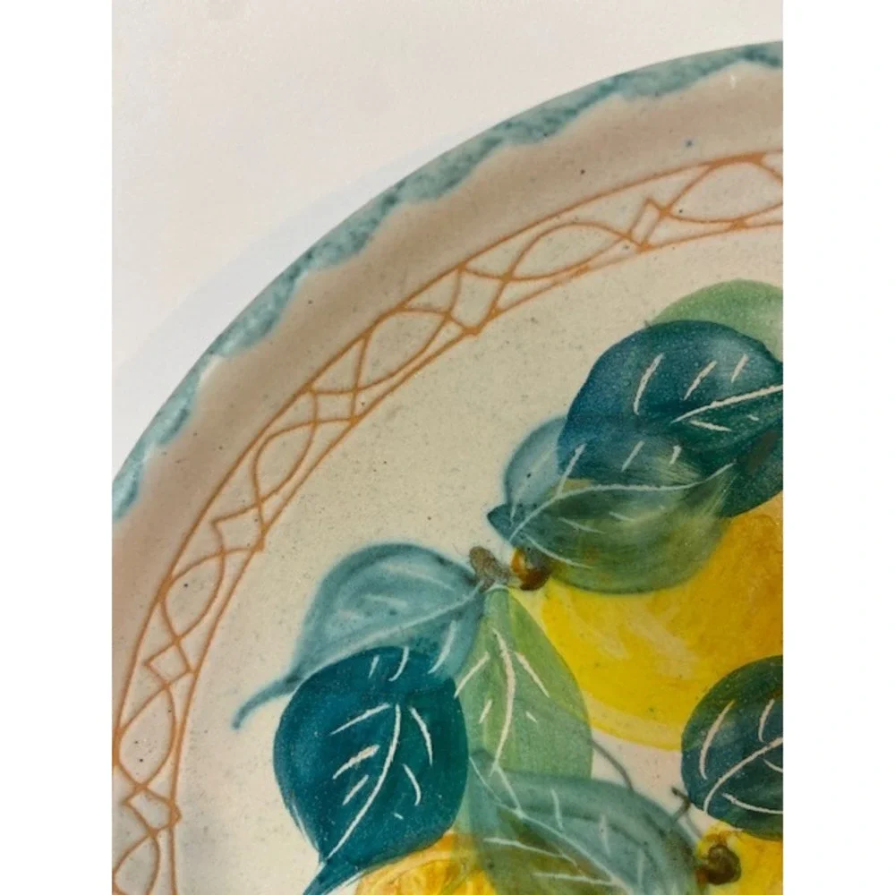 Italian Pottery Hand Painted Lemon Plate Santo Stefano di Camastra Sicily 8.5